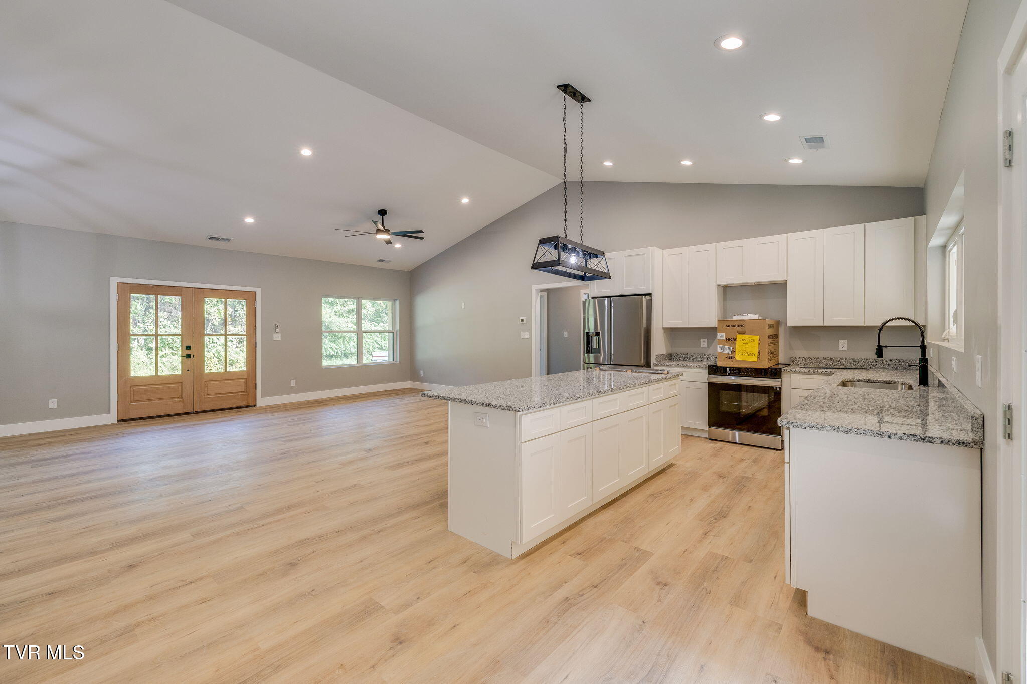 133 Lancaster Road Kingsport, TN 37663 - Photo 10 of 30 010