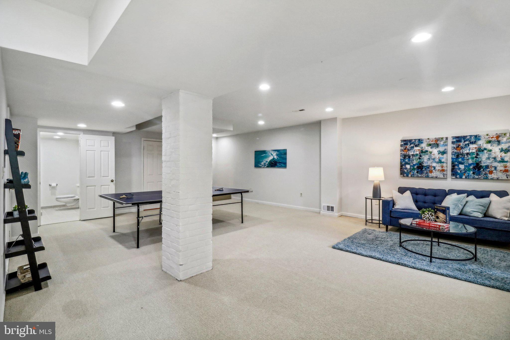 6703 Fairfax Road, Unit 75 Chevy Chase, MD 20815 - Photo 28 of 33 Family Room