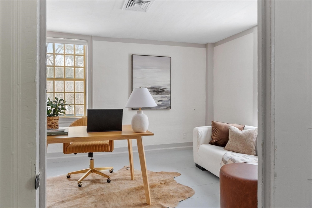 5 Lowell Street, Unit 5 Carlisle, MA 01741 - Photo 18 of 32