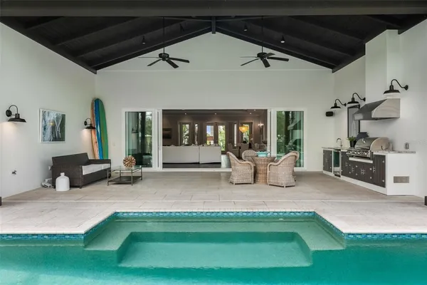 $4,495,000 | 5569 Cape Leyte Drive, Sarasota, FL 34242