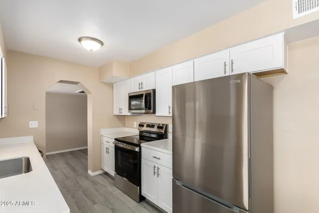 $389,900 | 749 South Lazona Drive, Mesa, AZ 85204