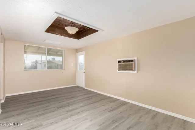 $389,900 | 749 South Lazona Drive, Mesa, AZ 85204