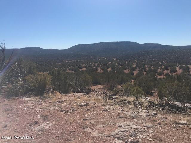 39 Off Of Arizona Road Ash Fork, AZ 86320 - Photo 14 of 27 IMG_0971