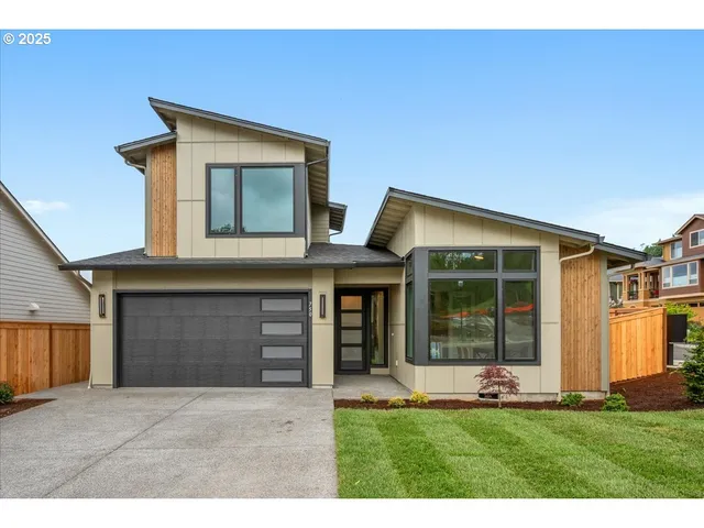 $899,900 | 750 North V Street, Washougal, WA 98671