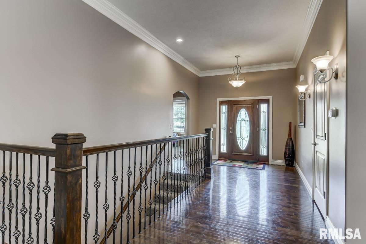 2716 Haverhill Road Springfield, IL 62711 - Photo 4 of 30
