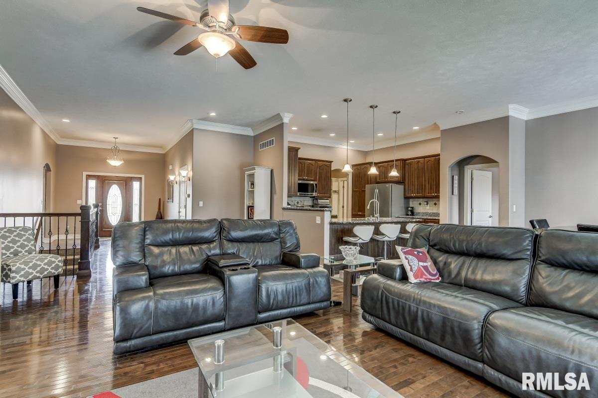 2716 Haverhill Road Springfield, IL 62711 - Photo 7 of 30