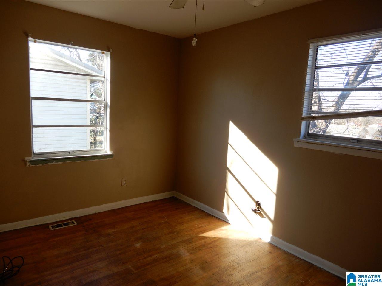 2140 Powderly Avenue Southwest Birmingham, AL 35211 - Photo 7 of 11