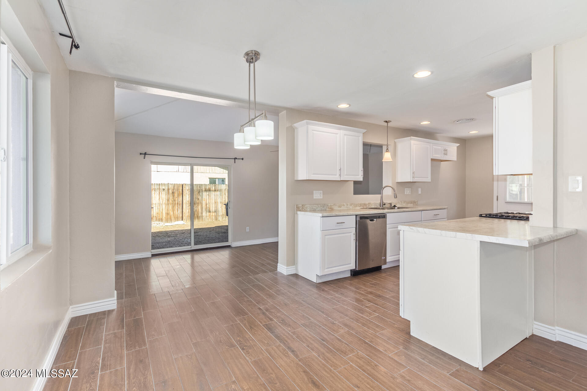 1221 South Rook Avenue Tucson, AZ 85711 - Photo 10 of 30 Gallery Image 10