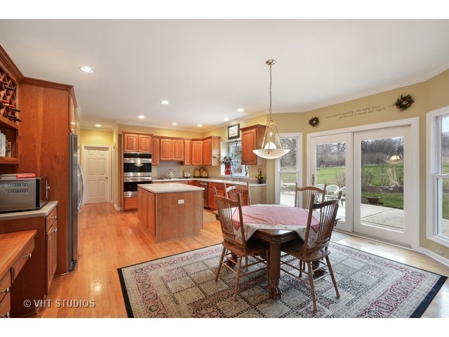 38W472 Mallard Lake Road St. Charles, IL 60175 - Photo 5 of 22