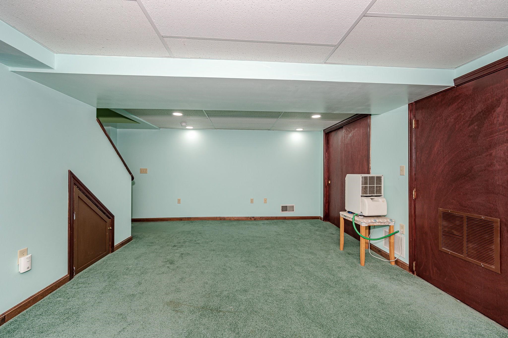 44 Gillis Street, Unit D Nashua, NH 03060 - Photo 24 of 32