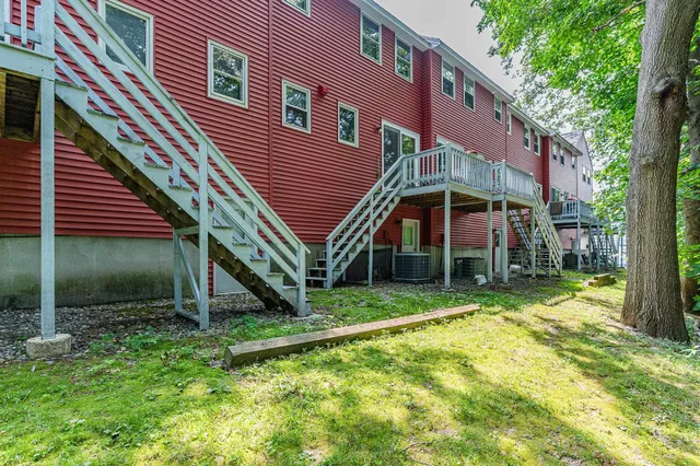 $2,400 | 44 Gillis Street, Unit D, Nashua, NH 03060