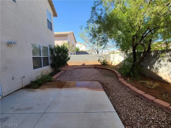 $1,950 | 5560 Walcott Drive, Las Vegas, NV 89118