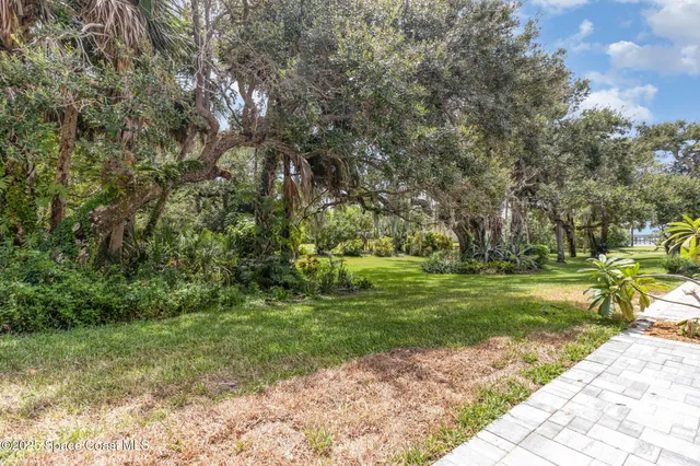 $2,500 | 165 Casseekee Trail, Melbourne Beach, FL 32951