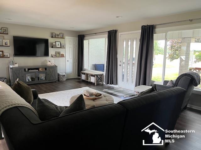 4272 Willow Road Milan, MI 48160 - Photo 11 of 47 50132567-b347e2e5-5117-4815-b333-95b7066eac0b.JPG
