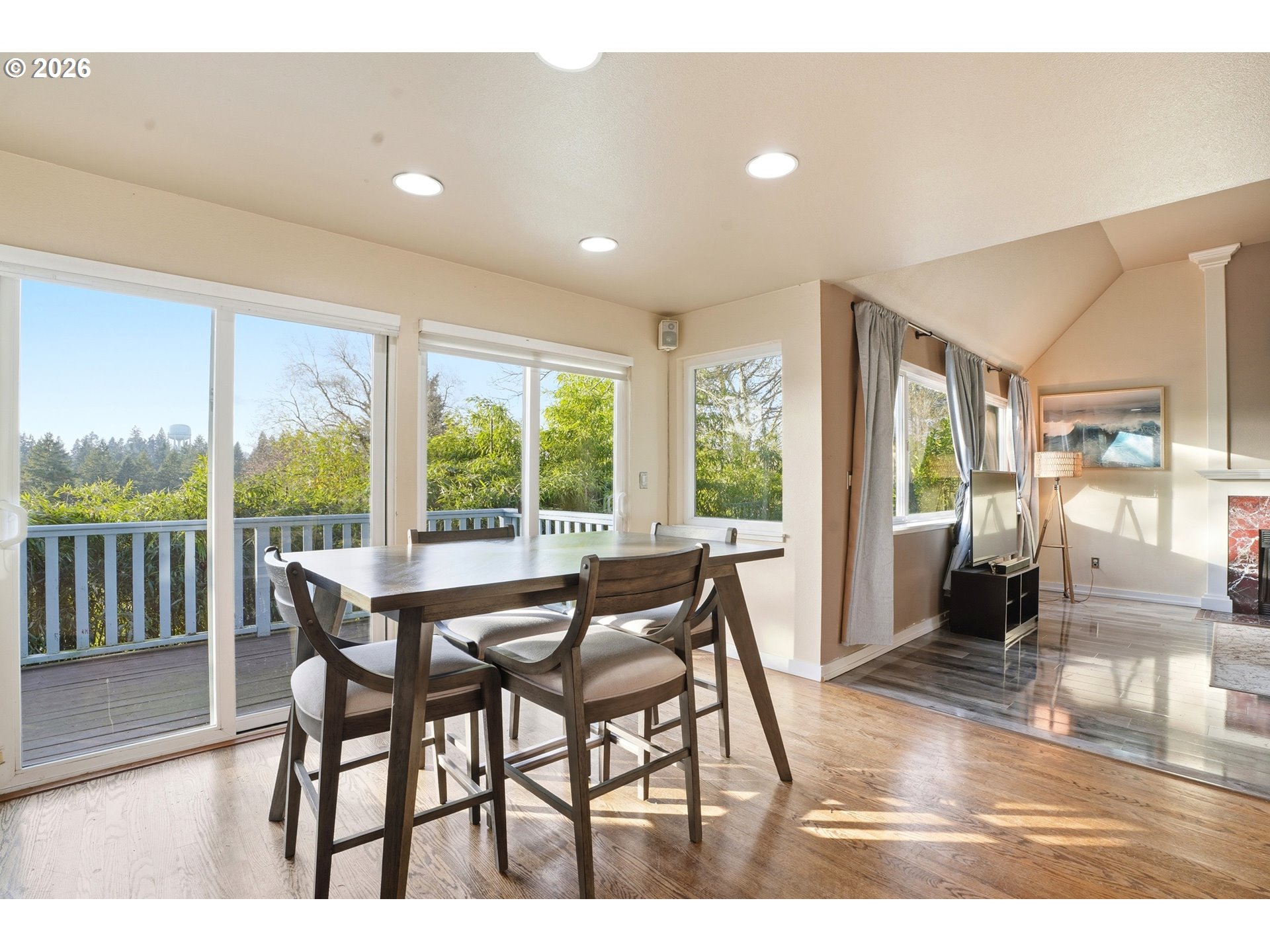 8957 Southwest Terwilliger Boulevard Portland, OR 97219 - Photo 12 of 44