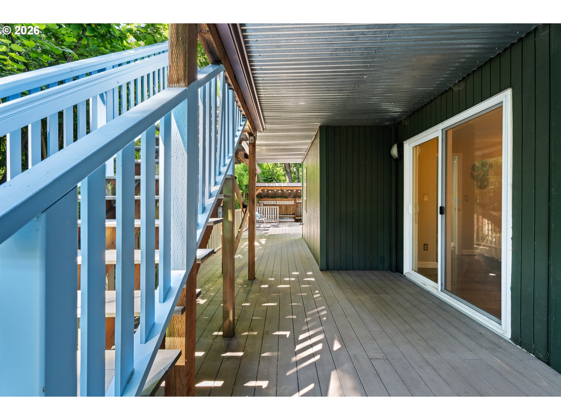 8957 Southwest Terwilliger Boulevard Portland, OR 97219 - Photo 28 of 44