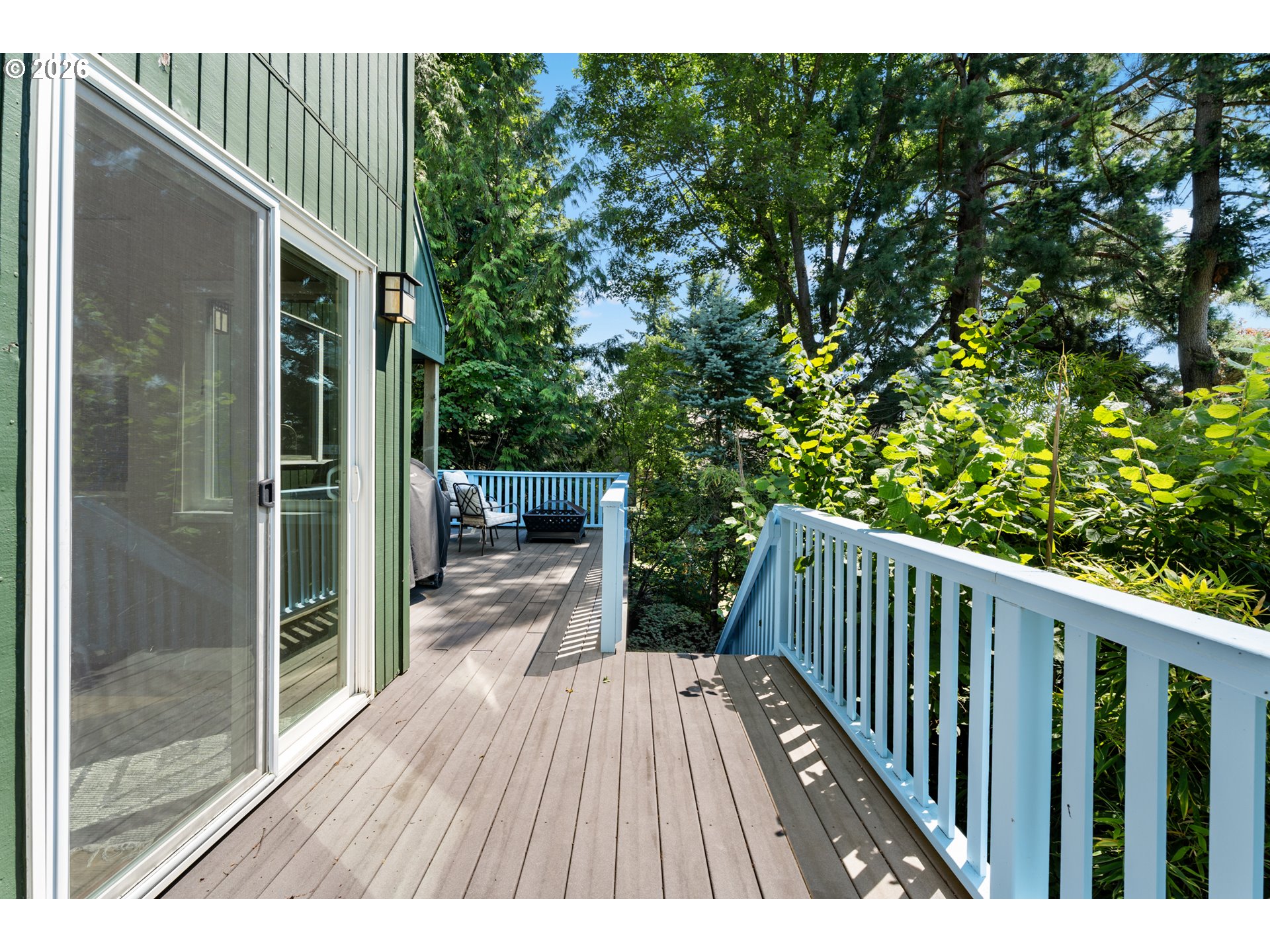 8957 Southwest Terwilliger Boulevard Portland, OR 97219 - Photo 36 of 44