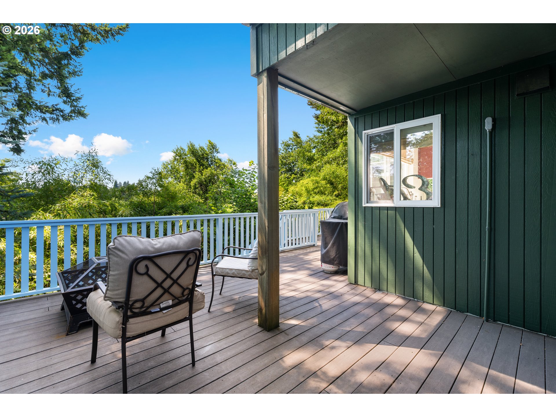 8957 Southwest Terwilliger Boulevard Portland, OR 97219 - Photo 39 of 44