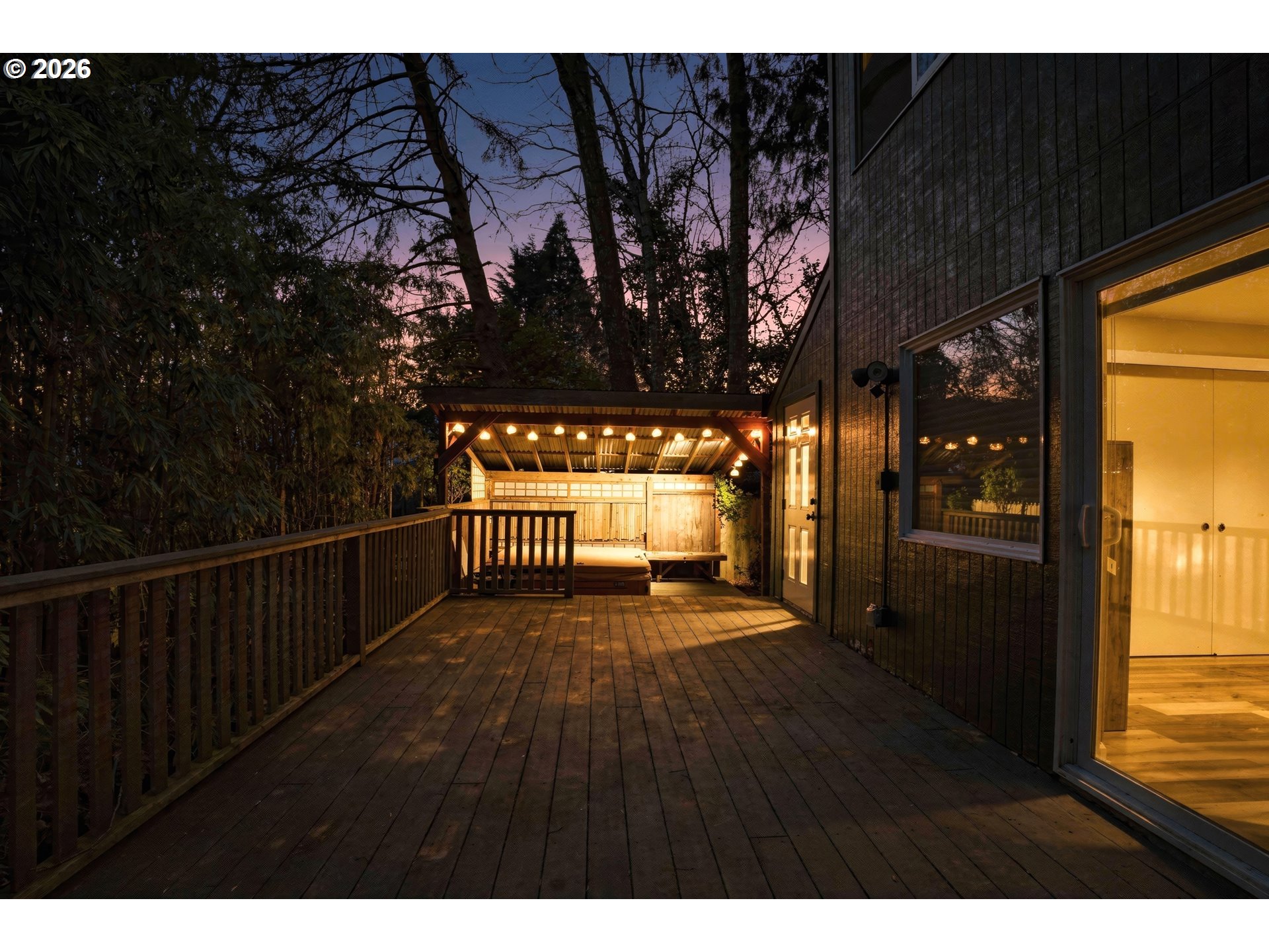 8957 Southwest Terwilliger Boulevard Portland, OR 97219 - Photo 44 of 44