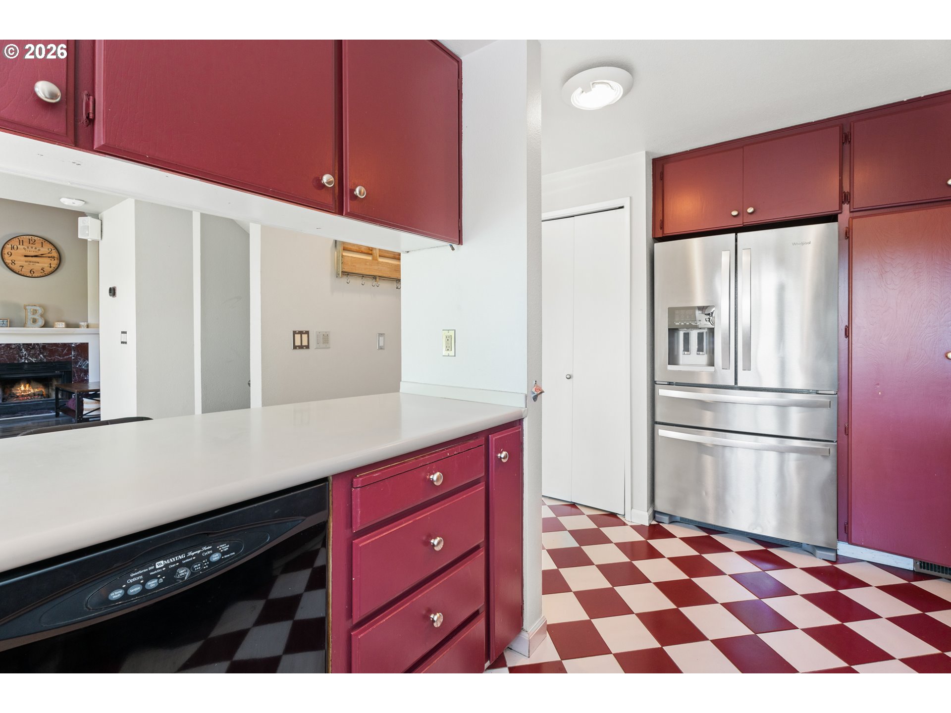 8957 Southwest Terwilliger Boulevard Portland, OR 97219 - Photo 10 of 44