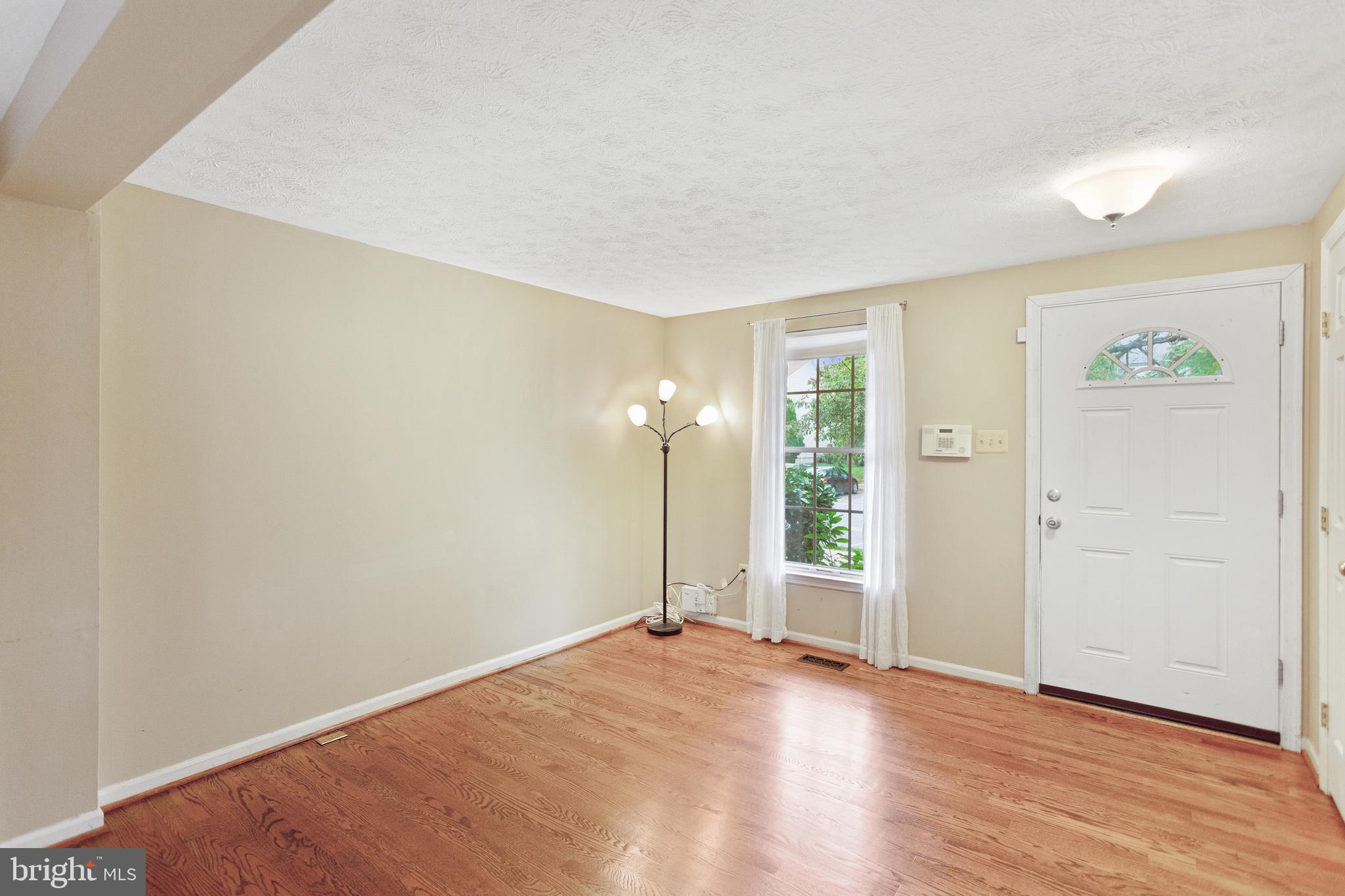 2225 Riding Crop Way Baltimore, MD 21244 - Photo 7 of 29