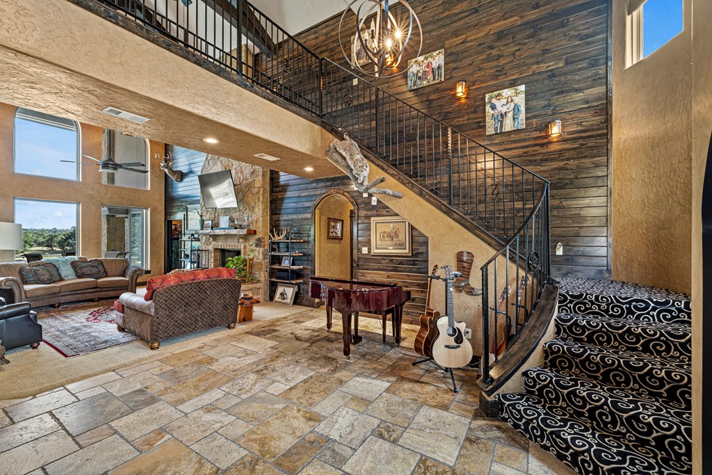 2300 Ranch Road 2323 Llano, TX 78643 - Photo 16 of 20