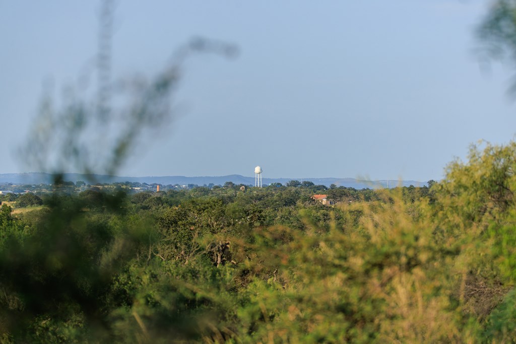 2300 Ranch Road 2323 Llano, TX 78643 - Photo 10 of 20