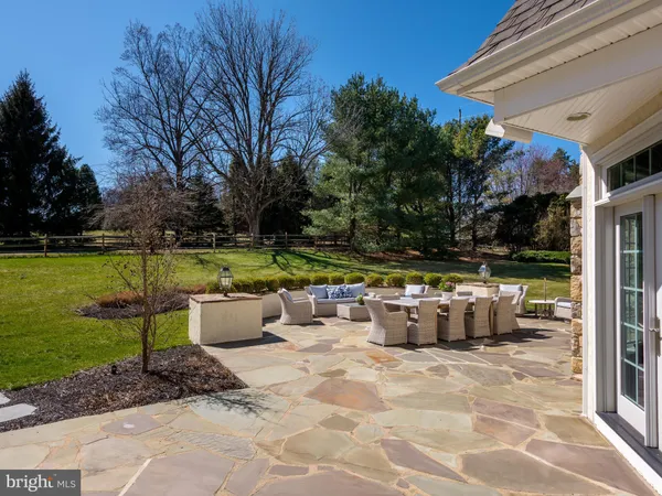 $2,125,000 | 9 Douglas Lane, Chester Springs, PA 19425