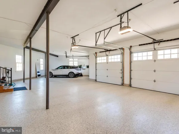 $2,125,000 | 9 Douglas Lane, Chester Springs, PA 19425