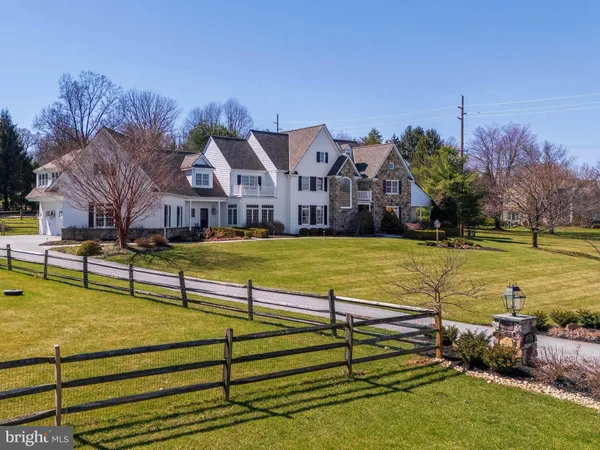 $2,125,000 | 9 Douglas Lane, Chester Springs, PA 19425