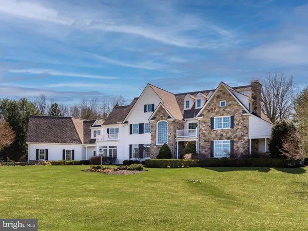 $2,125,000 | 9 Douglas Lane, Chester Springs, PA 19425
