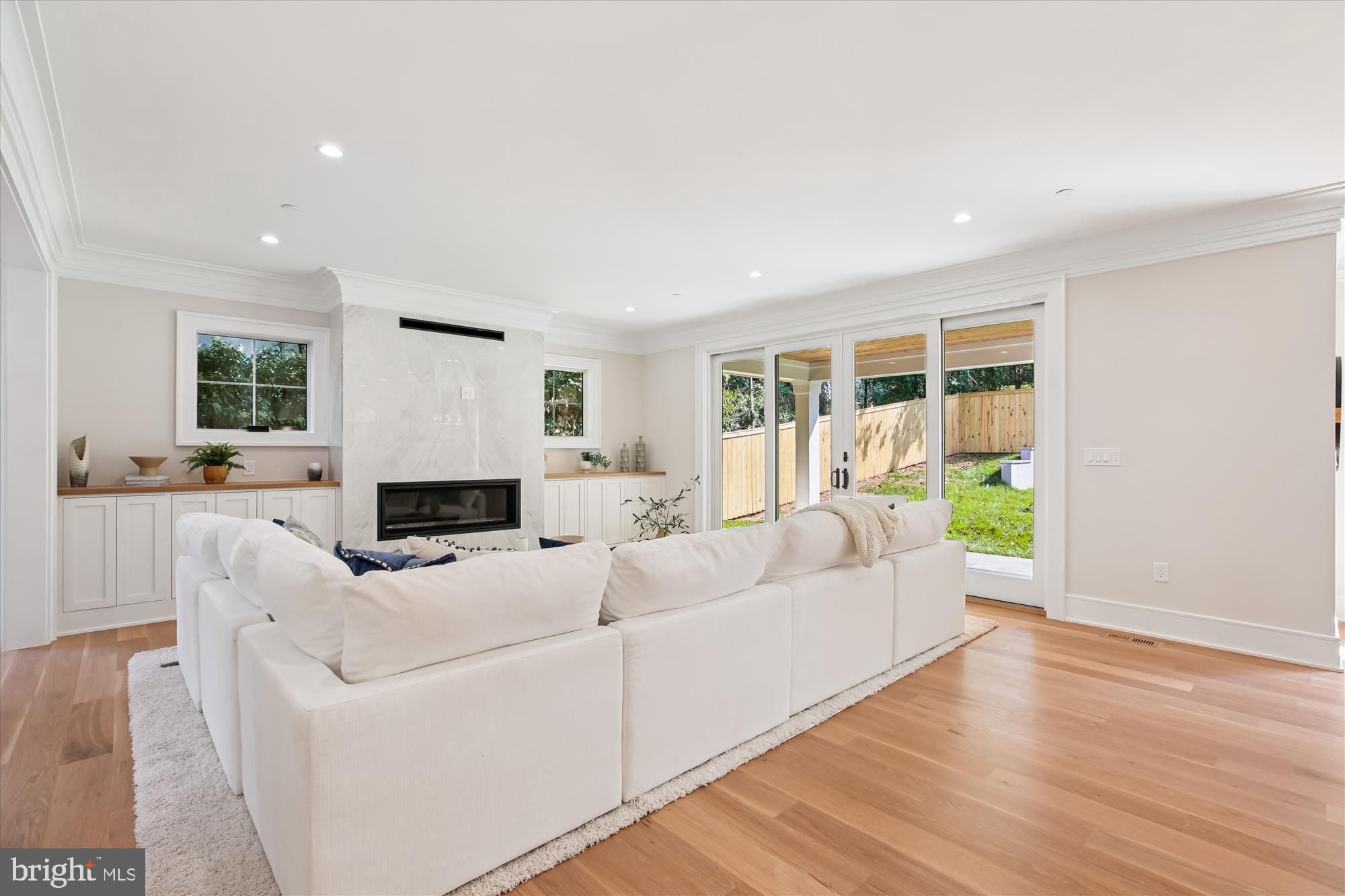 6513 Millwood Road Bethesda, MD 20817 - Photo 11 of 40 Family Room