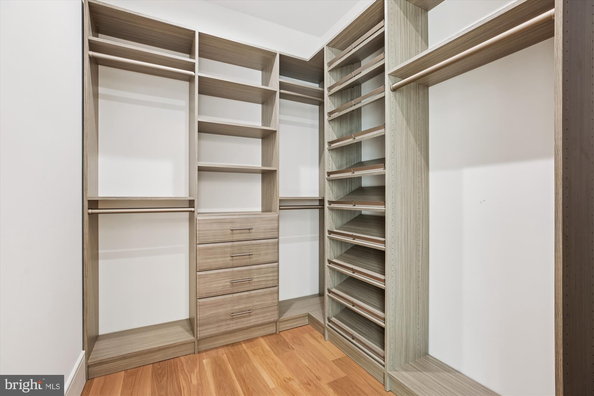 6513 Millwood Road Bethesda, MD 20817 - Photo 18 of 40 Walk In Closet