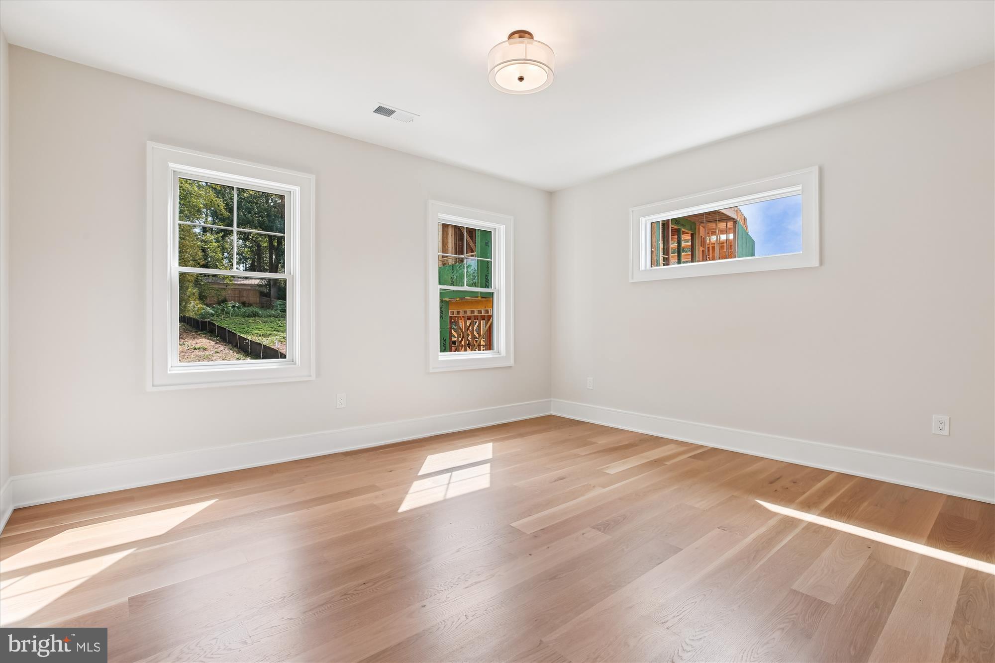 6513 Millwood Road Bethesda, MD 20817 - Photo 26 of 40 Bedroom