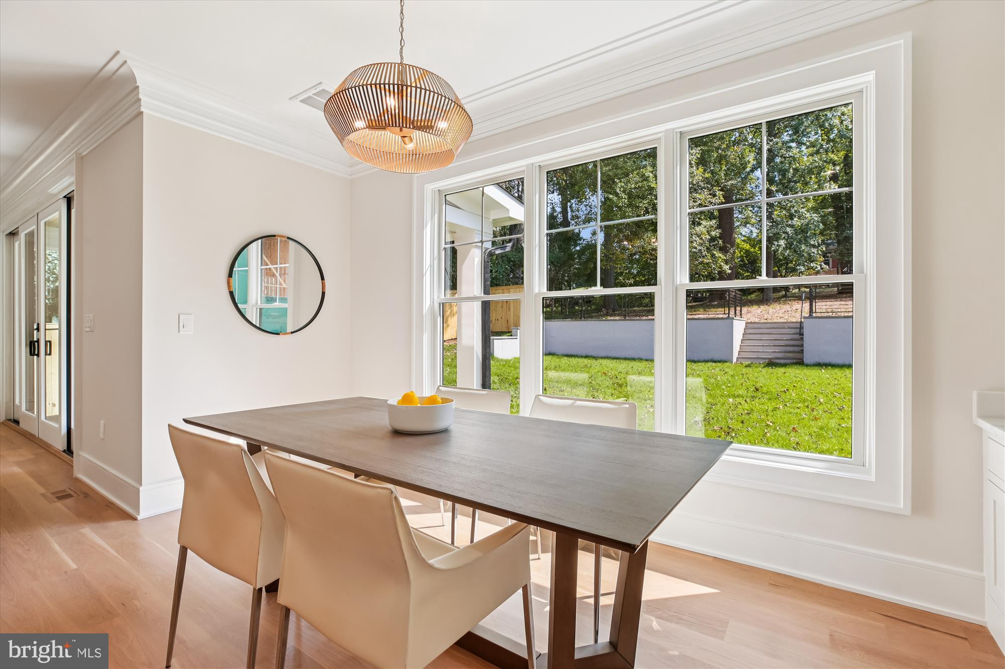 6513 Millwood Road Bethesda, MD 20817 - Photo 9 of 40 Breakfast Area