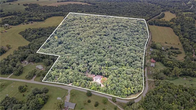 $969,000 | 13150 Norris Road, Rayville, MO 64084