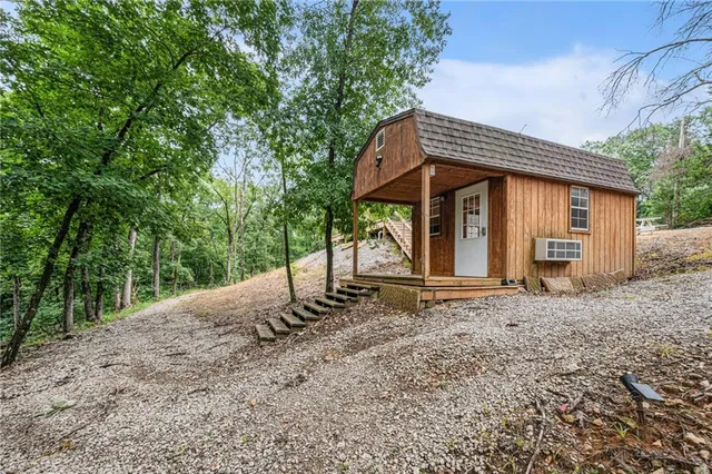 $969,000 | 13150 Norris Road, Rayville, MO 64084