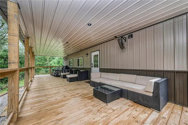 $969,000 | 13150 Norris Road, Rayville, MO 64084