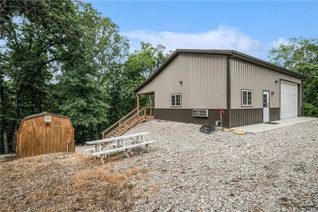 $969,000 | 13150 Norris Road, Rayville, MO 64084