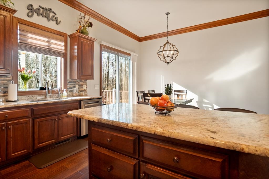 1024 Faversham Way Green Bay, WI 54313 - Photo 14 of 67