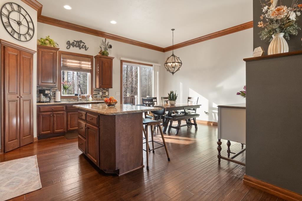 1024 Faversham Way Green Bay, WI 54313 - Photo 7 of 67