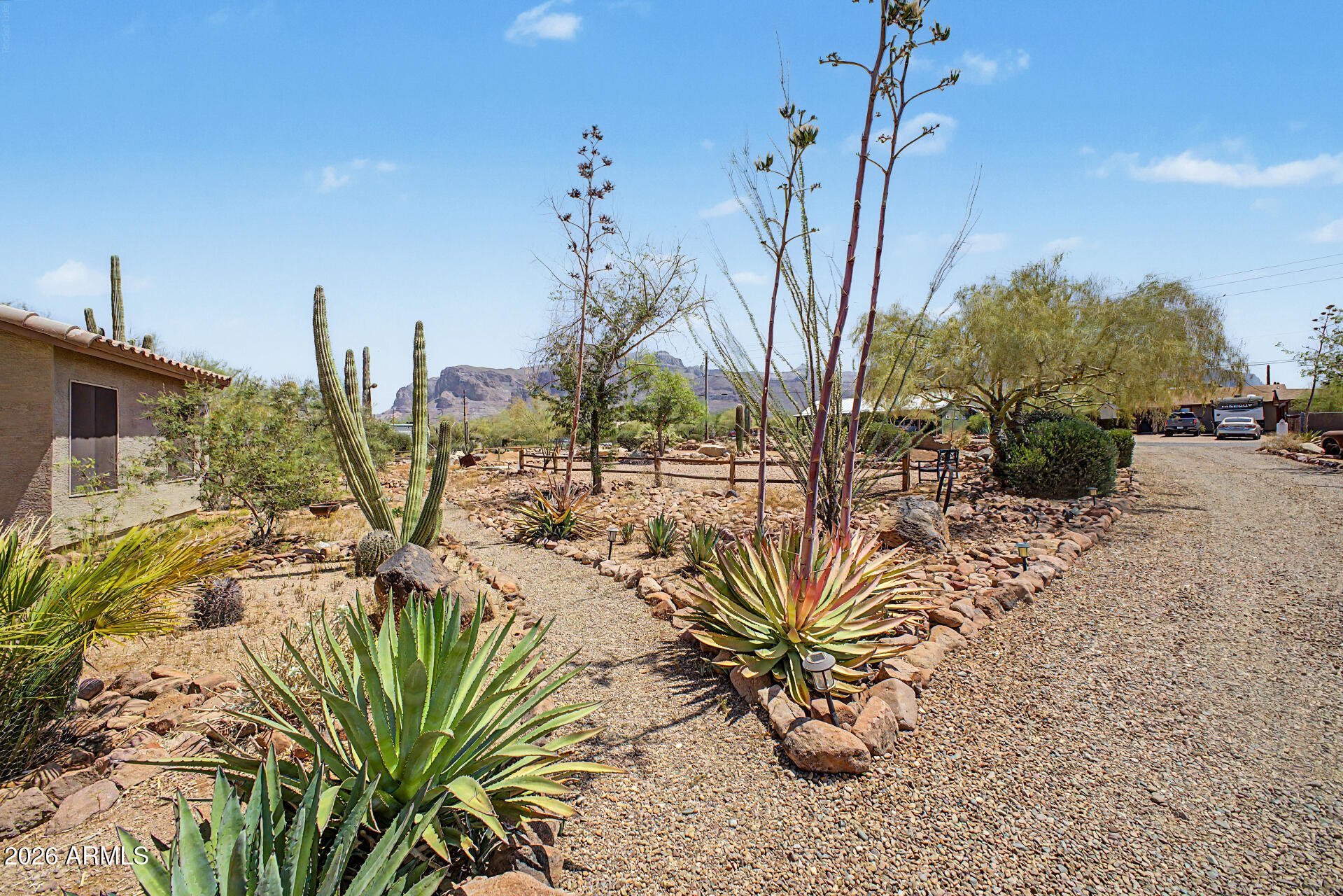 1502 South Prospectors Road Apache Junction, AZ 85119 - Photo 7 of 93 06 - Prospector