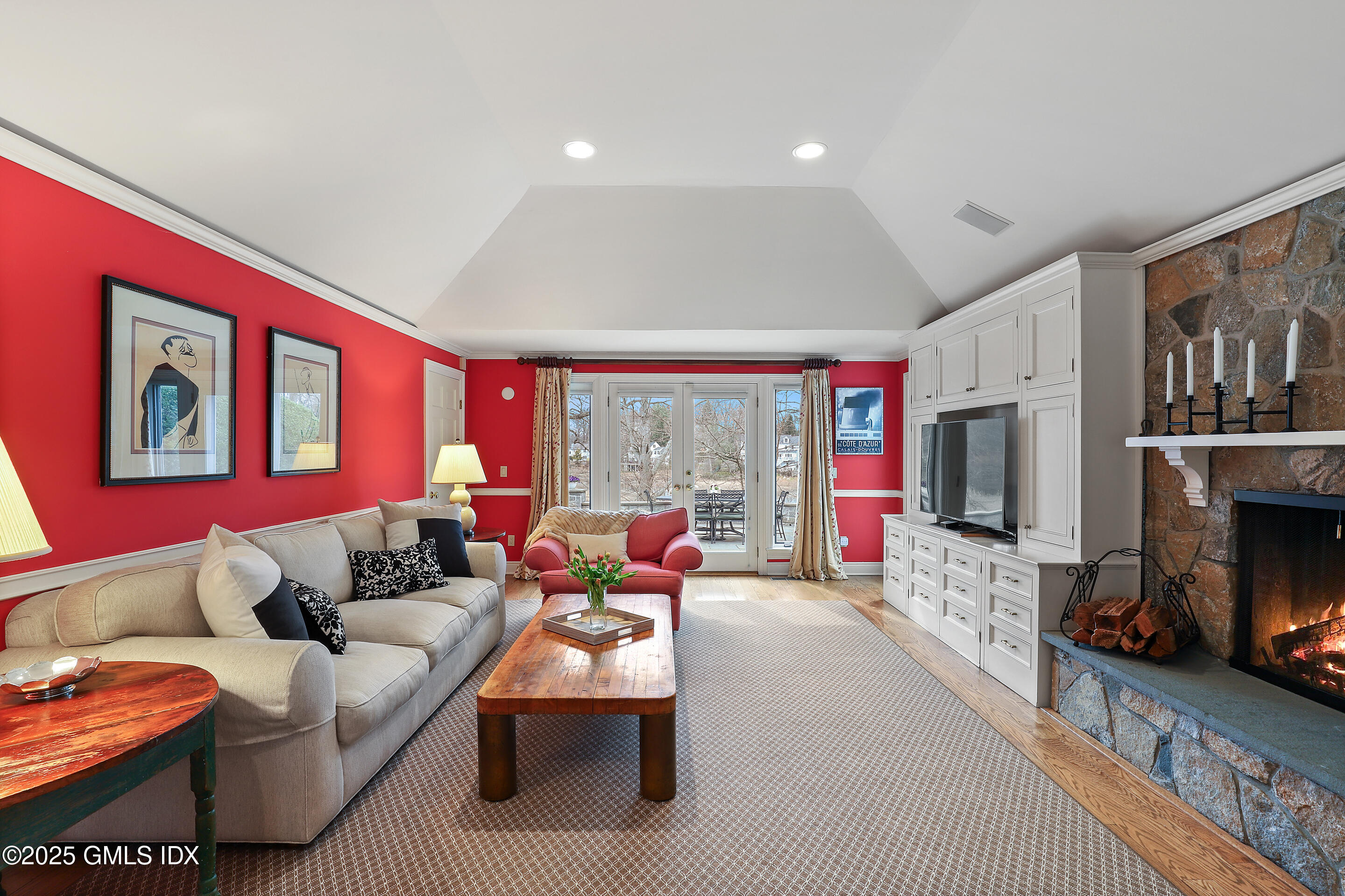 502 Indian Field Road Greenwich, CT 06830 - Photo 8 of 37 Family Room