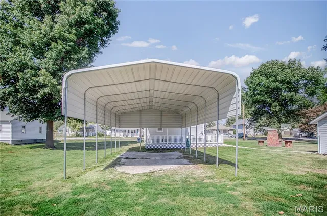 $170,000 | 812 West Exchange Street, Jerseyville, IL 62052