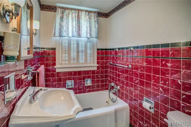 $170,000 | 812 West Exchange Street, Jerseyville, IL 62052