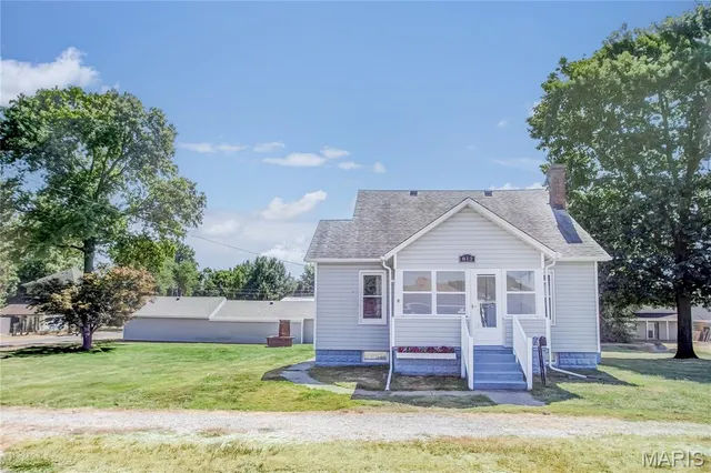 $170,000 | 812 West Exchange Street, Jerseyville, IL 62052