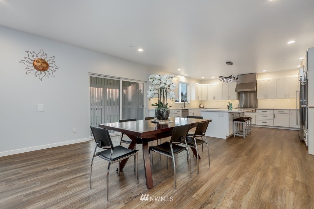 1012 219th Place Southeast Bothell, WA 98021 - Photo 11 of 30