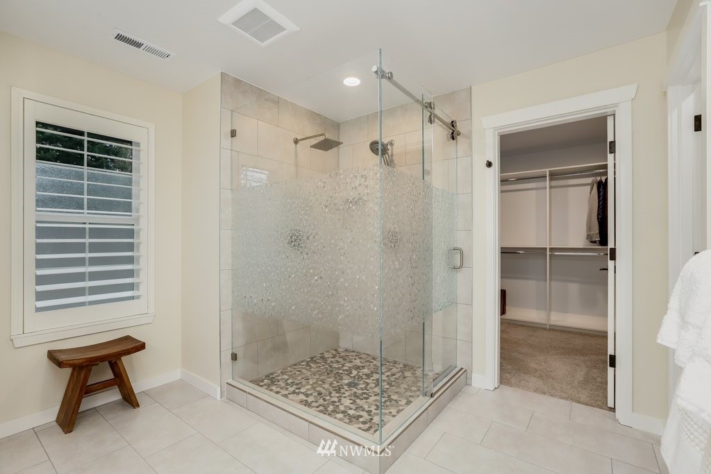 1012 219th Place Southeast Bothell, WA 98021 - Photo 18 of 30