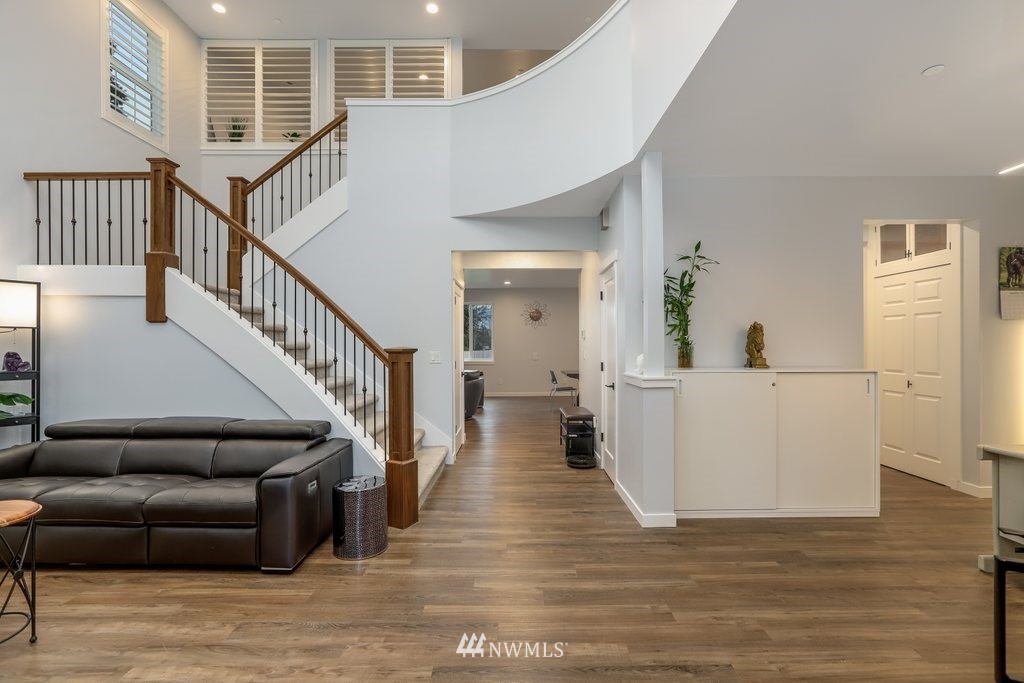 1012 219th Place Southeast Bothell, WA 98021 - Photo 5 of 30