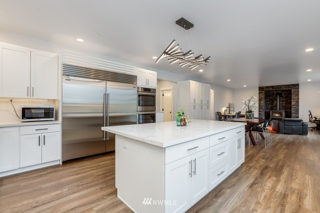 1012 219th Place Southeast Bothell, WA 98021 - Photo 9 of 30